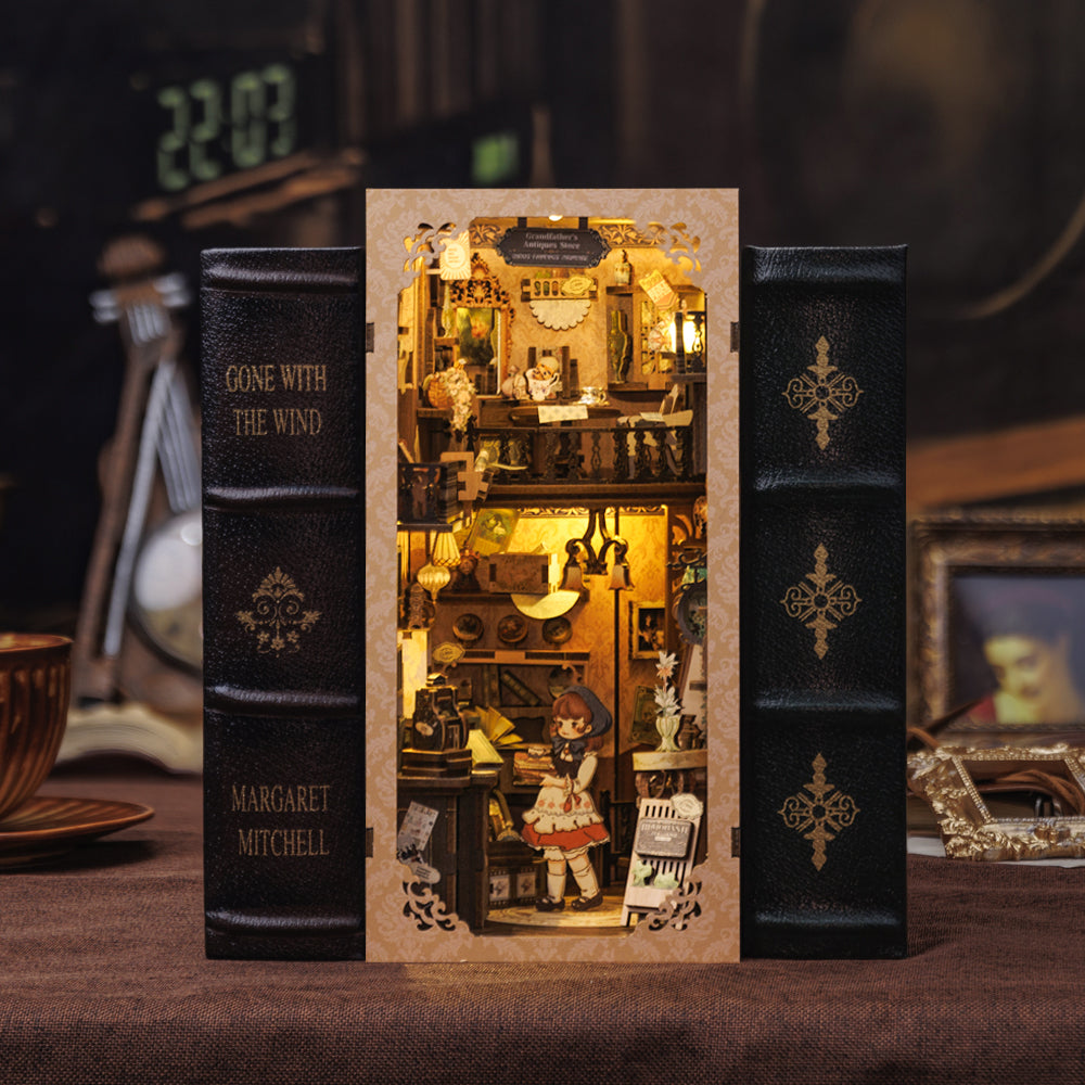 PUZZLESBEST DIY Book Nook Kit（Grandfather's Antique Store）