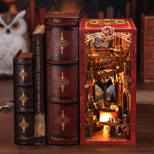 PUZZLESBEST DIY Book Nook Kit (Flame Common Room)